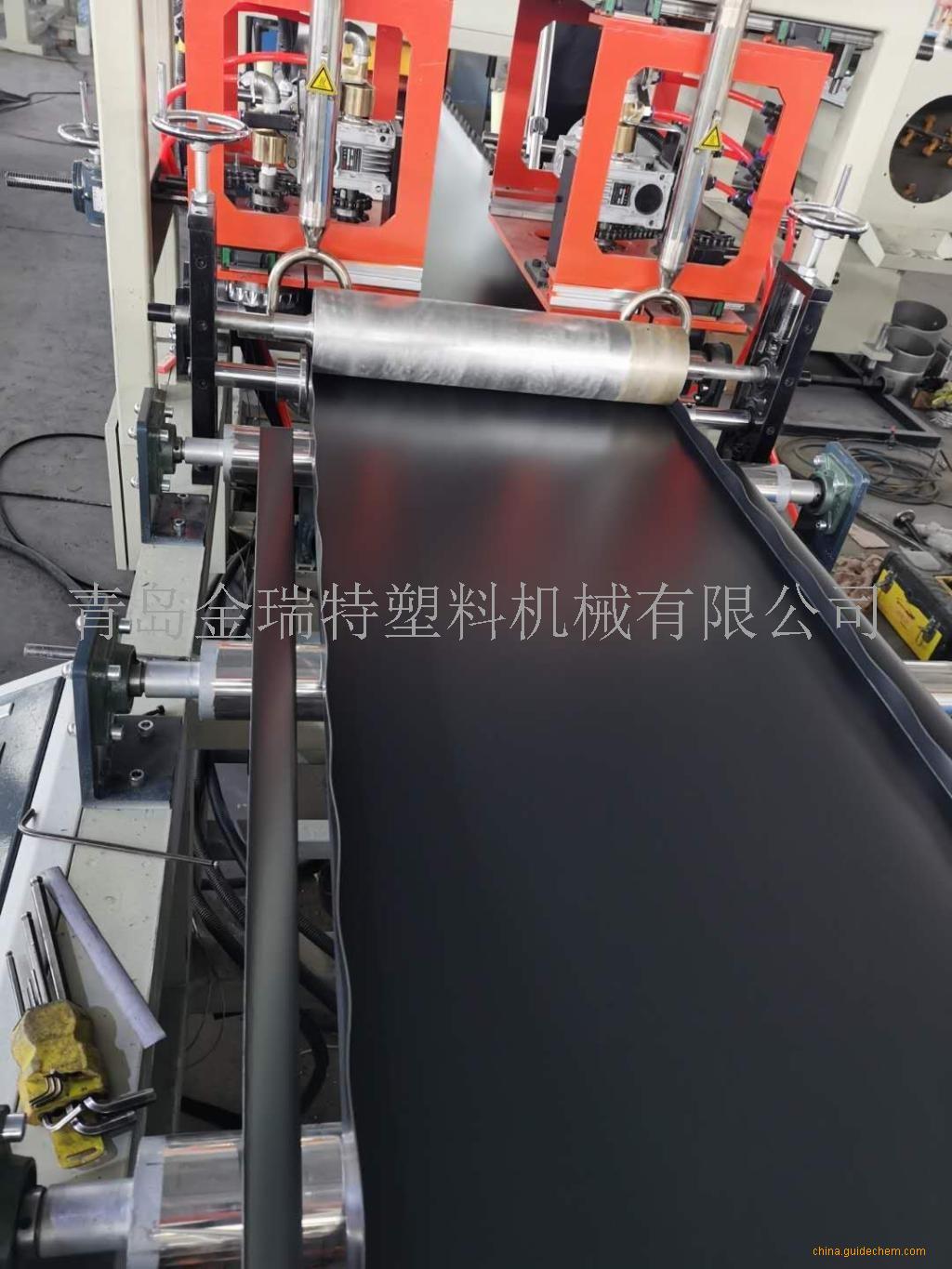 轻卡轮眉防飞溅挡泥皮挤出生产线